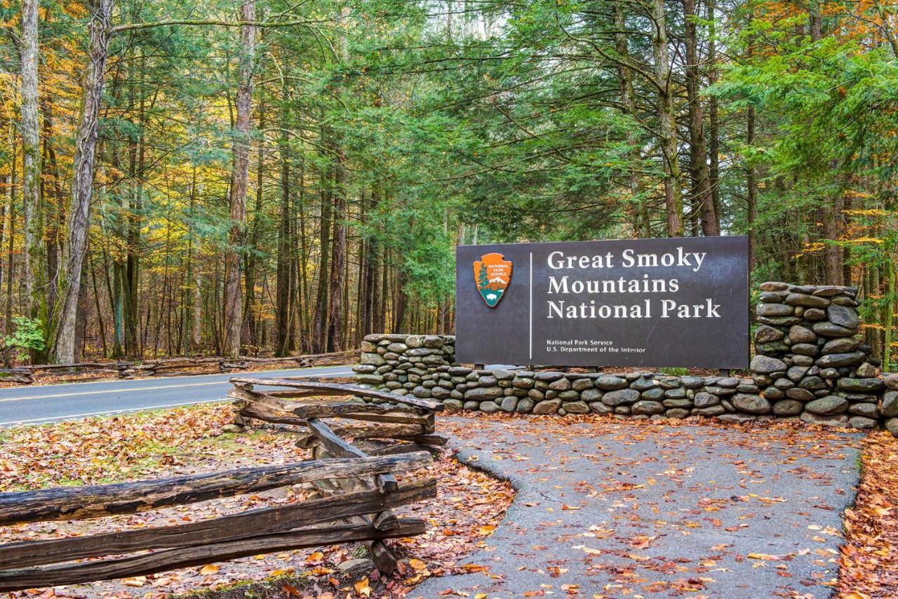 Woodland Escape Villa Pigeon Forge Luaran gambar